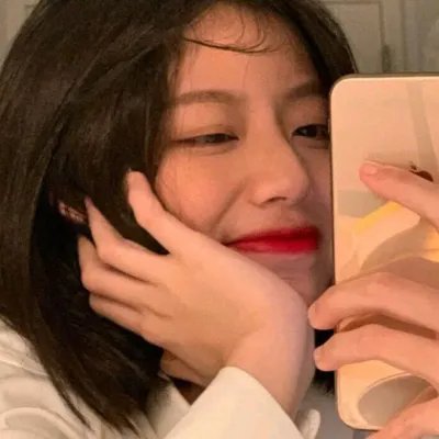 湖畔的女人们