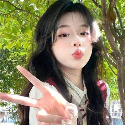 沉默不语的顾小姐